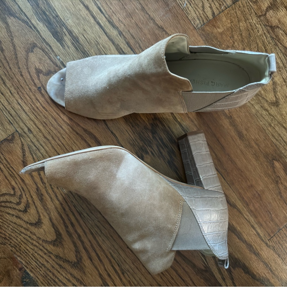 Marc fisher open toe tan suede and leather boot size 11, 3.25” heel